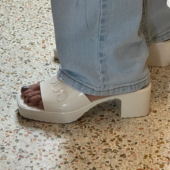 Gucci Rubber embossed Logo Womens Platform Slides size 36 Mystic White color - Picture 15 of 17